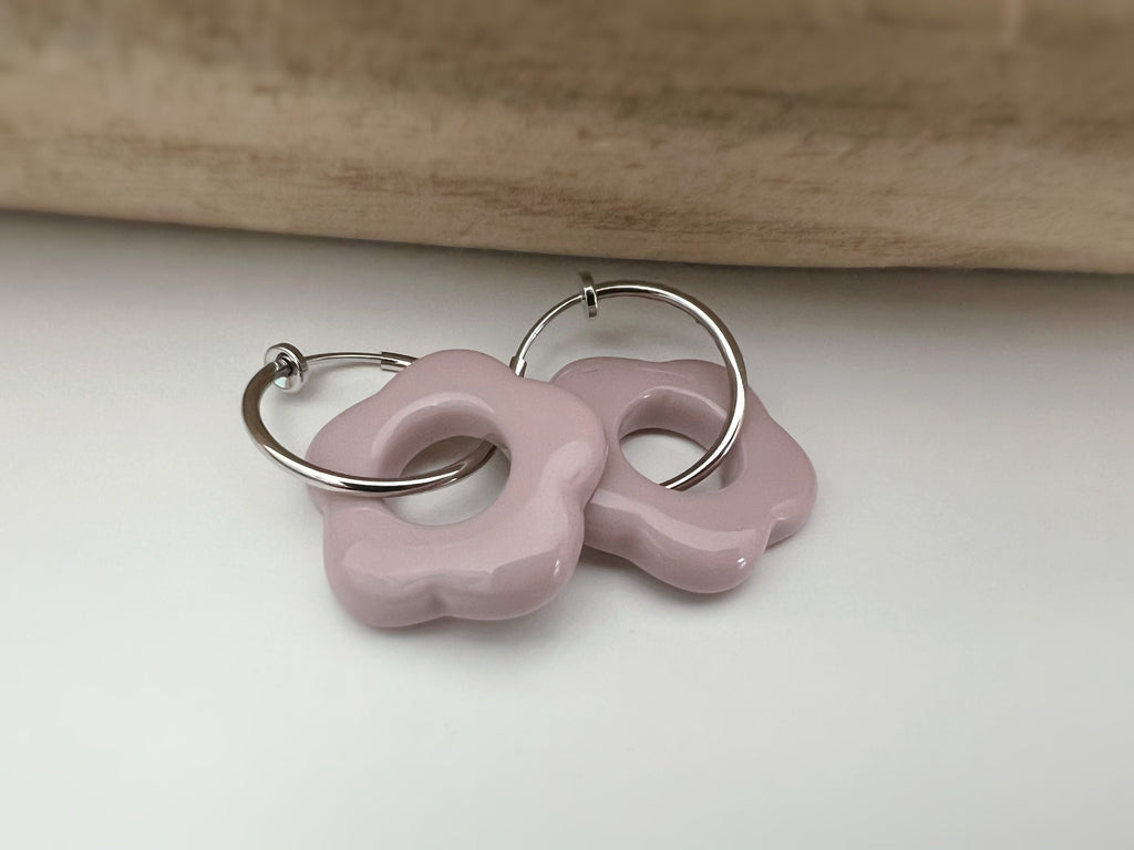 2 EN 1 Créoles Clips 20mm Argent/ Or Cercles fleur jaune / bleu / rose, Clips d'oreilles Anneaux Boucles d'oreilles à clips.