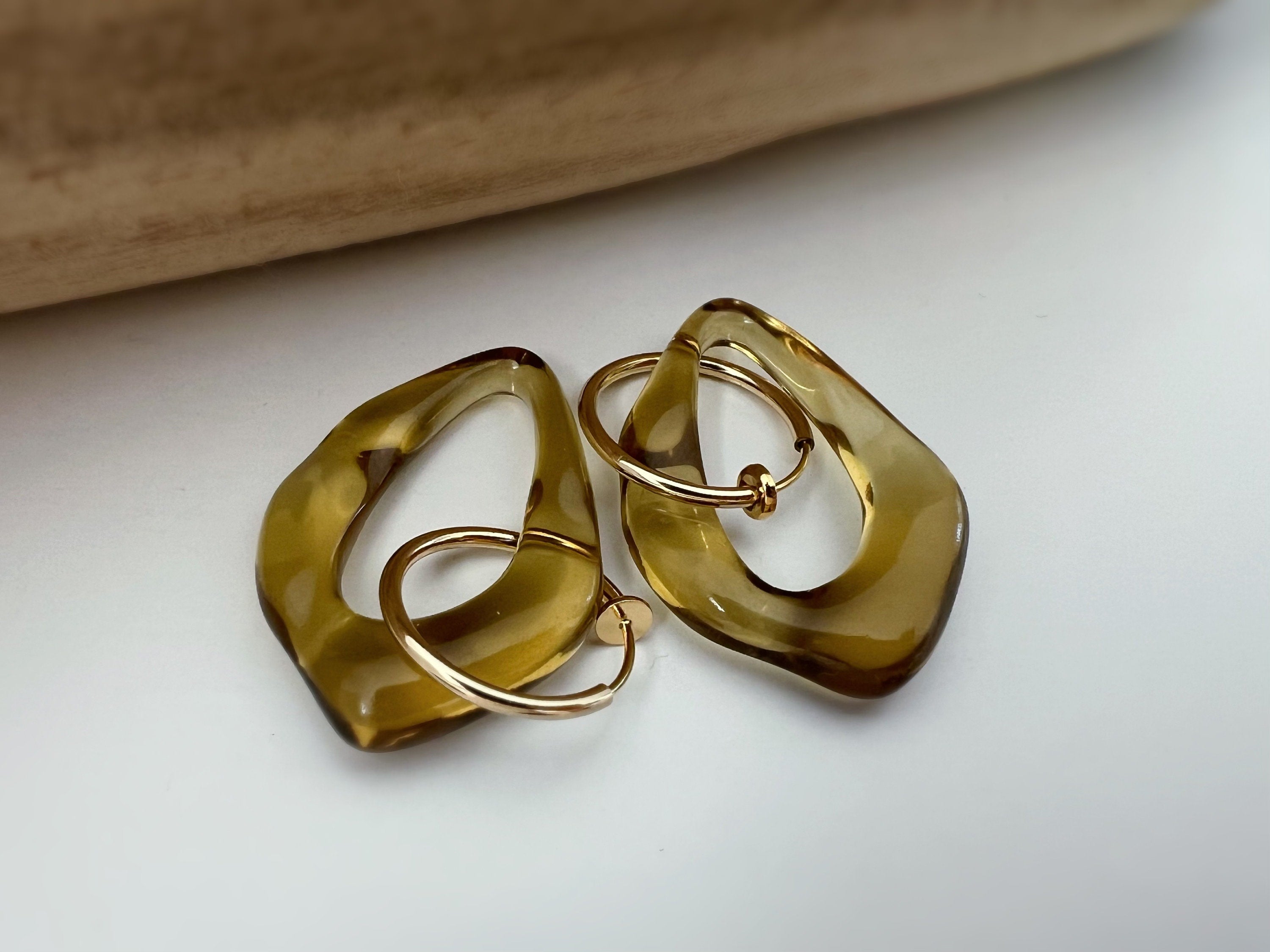 2 IN 1, Clip-on Earrings Large Diamond Acetate Green Brown Transparent. Creole Clips 20mm Silver / Gold. CLIPS comfortable