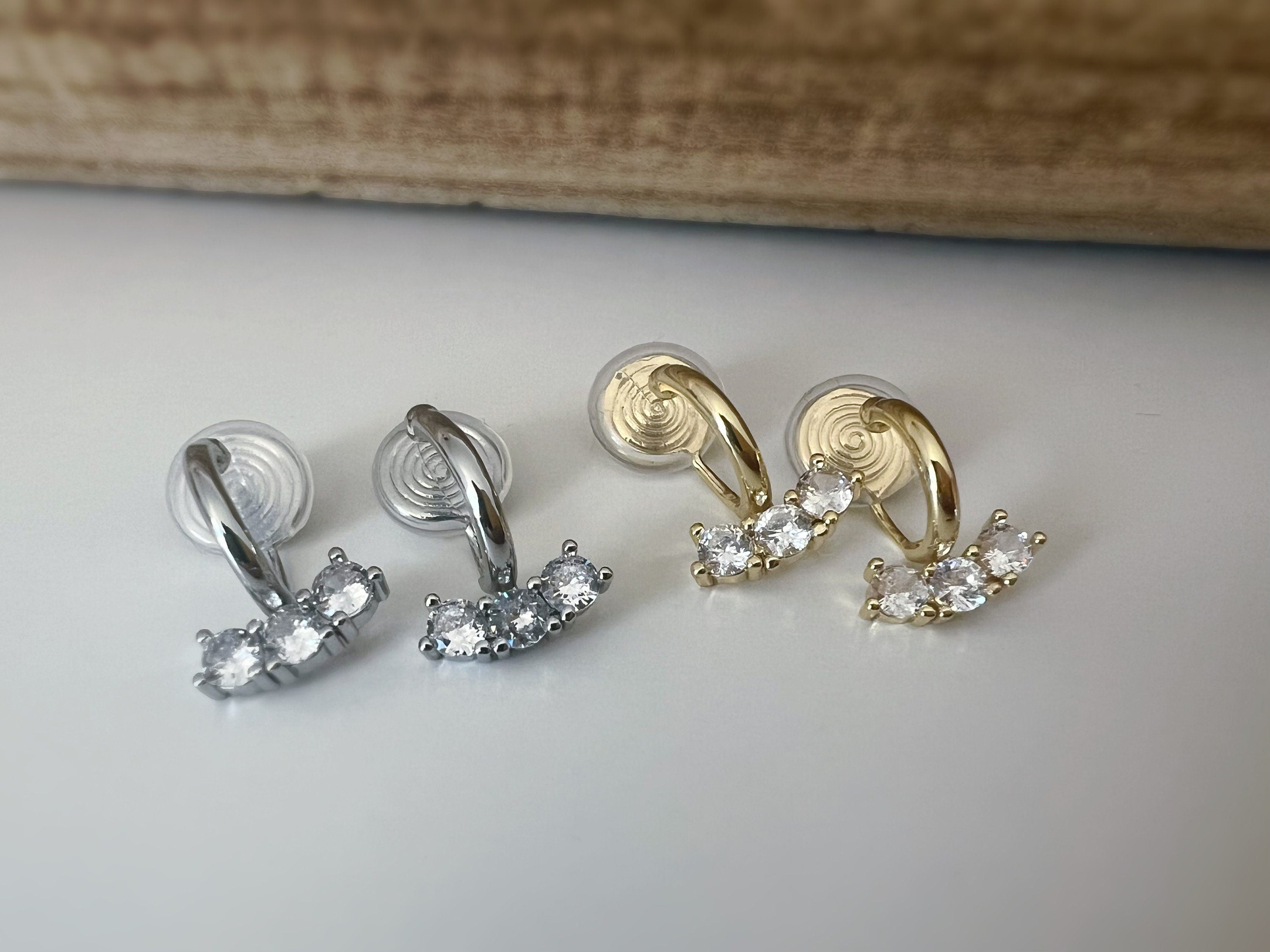 SANS DOULEUR ! Boucles d'oreilles CLIPS U spirale Petit Cercle avec Barre mini Zircon Argent / Or. Clips d'oreilles confortable délicat.