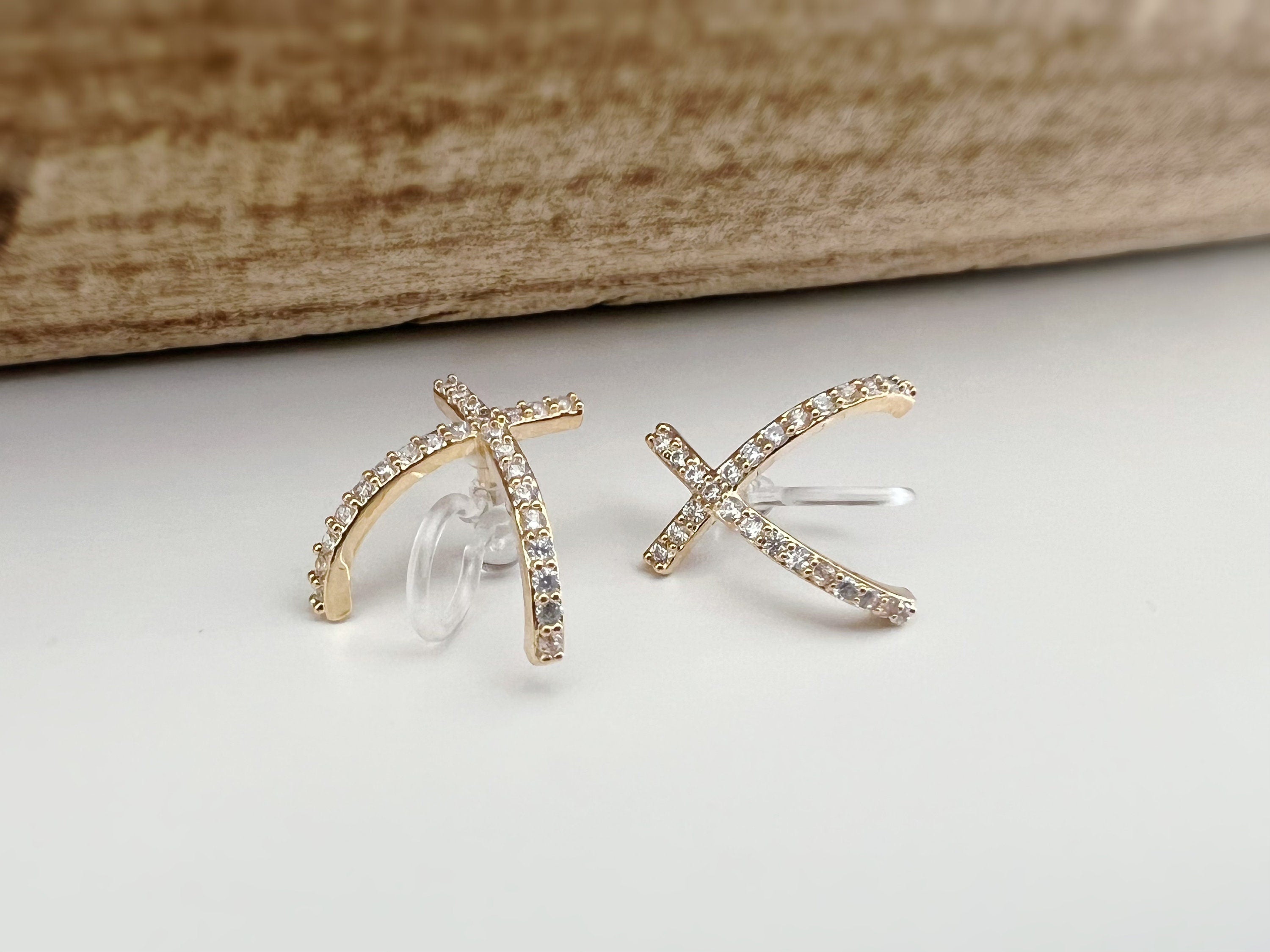 Cross mini zircon Clips Invisible gold color, Clips for non-pierced ears comfortable discreet delicate. Gifts Ready to give
