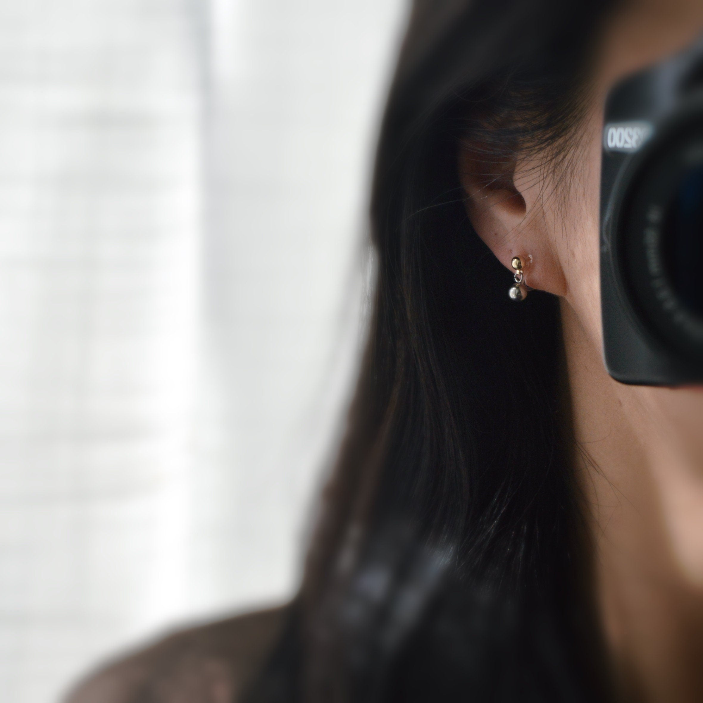 Boucles d'oreilles Clips INVISIBLES Double perle Argent et Or, Clips d'oreilles confortable bijoux minimaliste quotidien.