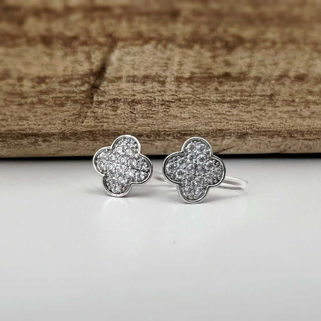 CLIPS d'oreilles invisibles Trèfle à 4 feuilles porte bonheur Noir/ Mini zircon Argent/ Argent creux Boucles d'oreilles confortable délicat