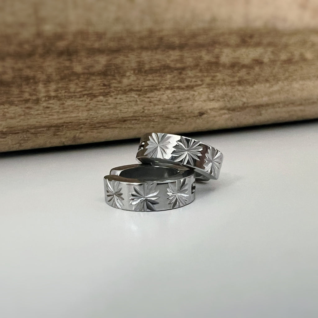 Boucles d'oreilles Rock CLIPS anneaux Argent givré Fleurs. Oreilles Non Percées. Bijoux quotidiens