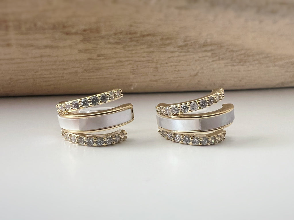 Boucles d'oreilles CLIPS résine invisible triple demi cercles mini zircon nacre blanche Oreilles Non Percées Bijoux quotidiens Prêt à offrir