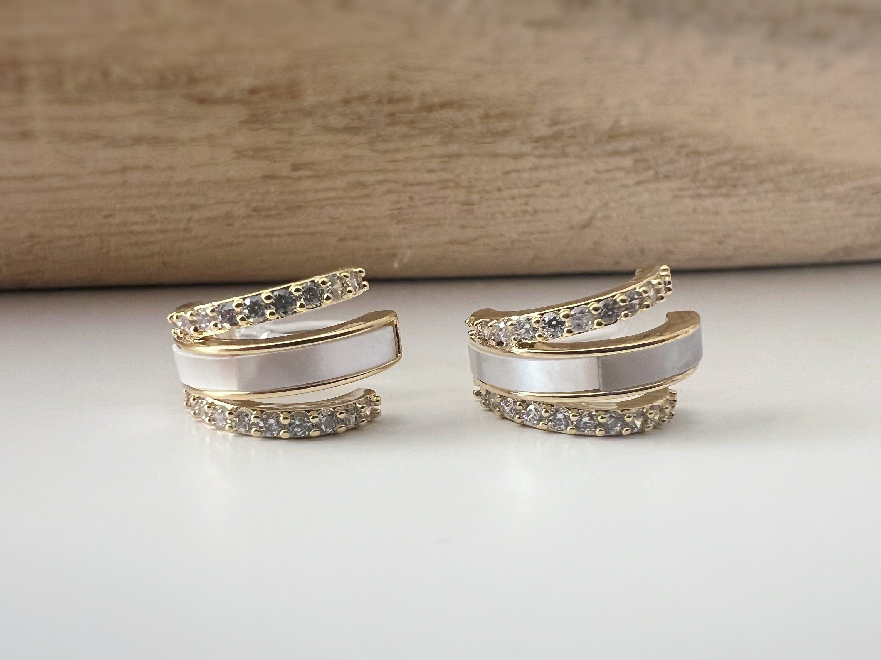 Boucles d'oreilles CLIPS résine invisible triple demi cercles mini zircon nacre blanche Oreilles Non Percées Bijoux quotidiens Prêt à offrir