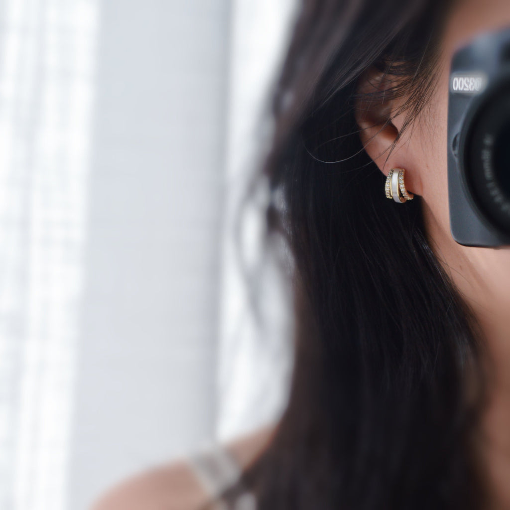Boucles d'oreilles CLIPS résine invisible triple demi cercles mini zircon nacre blanche Oreilles Non Percées Bijoux quotidiens Prêt à offrir