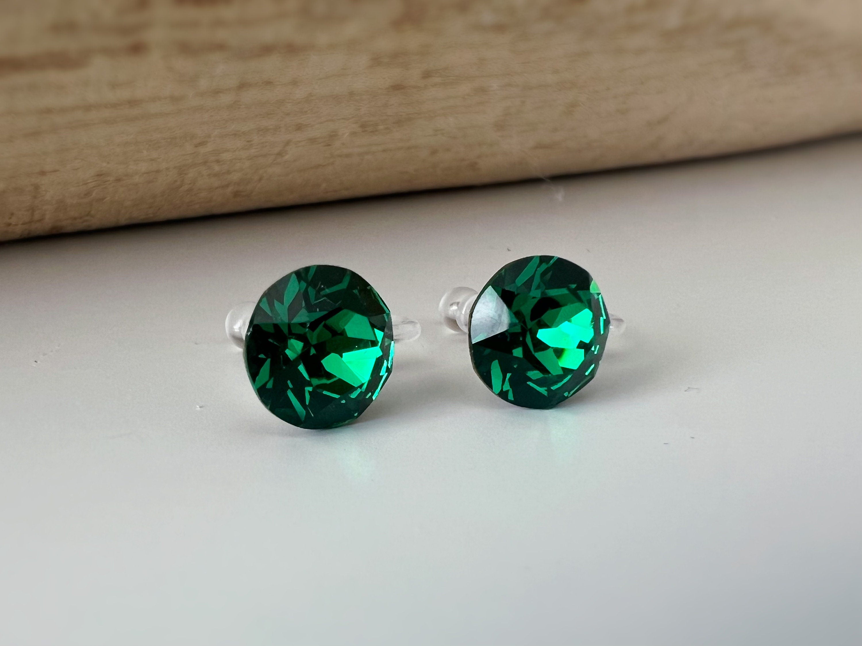 Boucles d'oreilles CLIPS invisible Cristal Rond Vert Majestic Green PureCristal, Clips d'Oreille Petit cristal Vert Minimaliste.