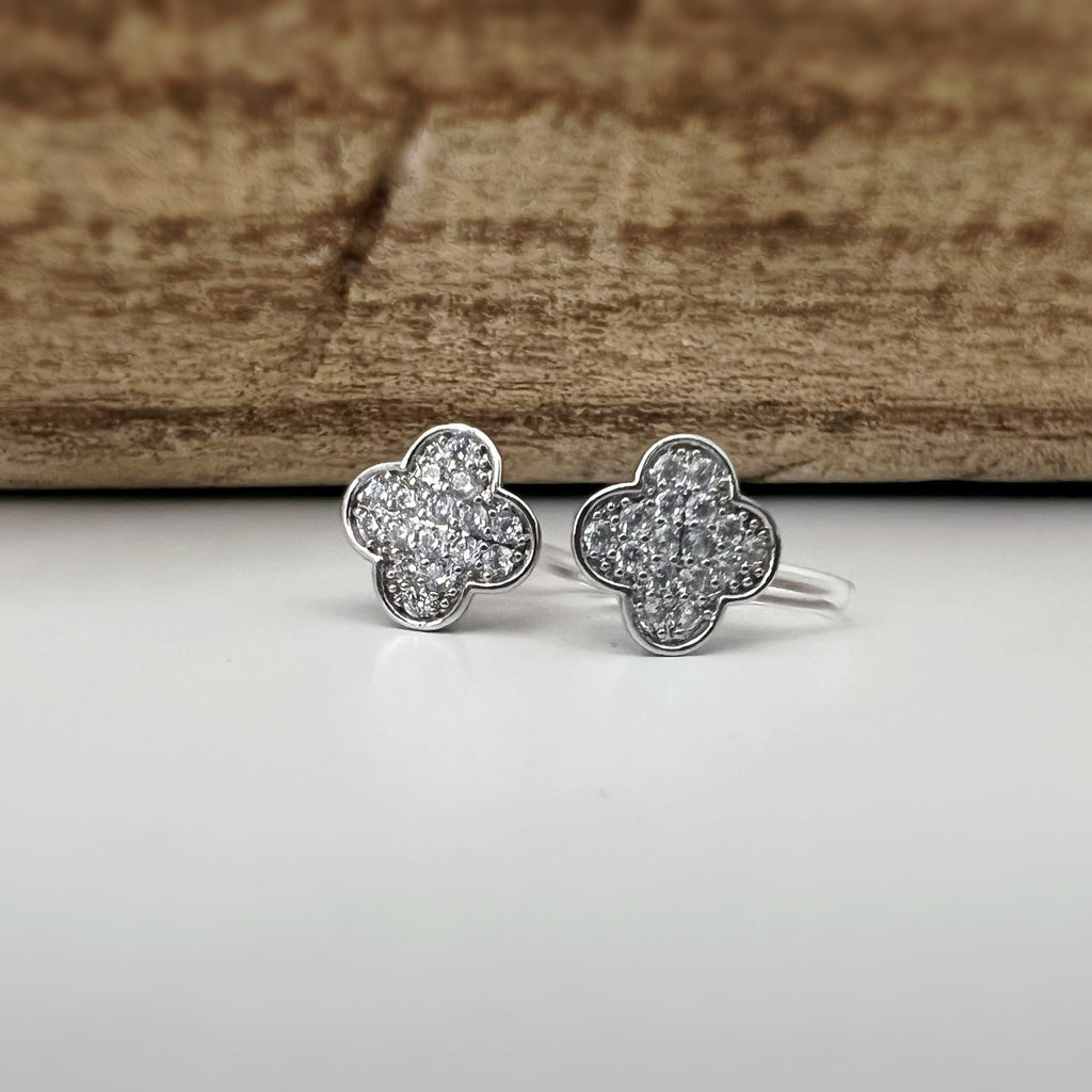 CLIPS d'oreilles invisibles Trèfle à 4 feuilles porte bonheur Noir/ Mini zircon Argent/ Argent creux Boucles d'oreilles confortable délicat