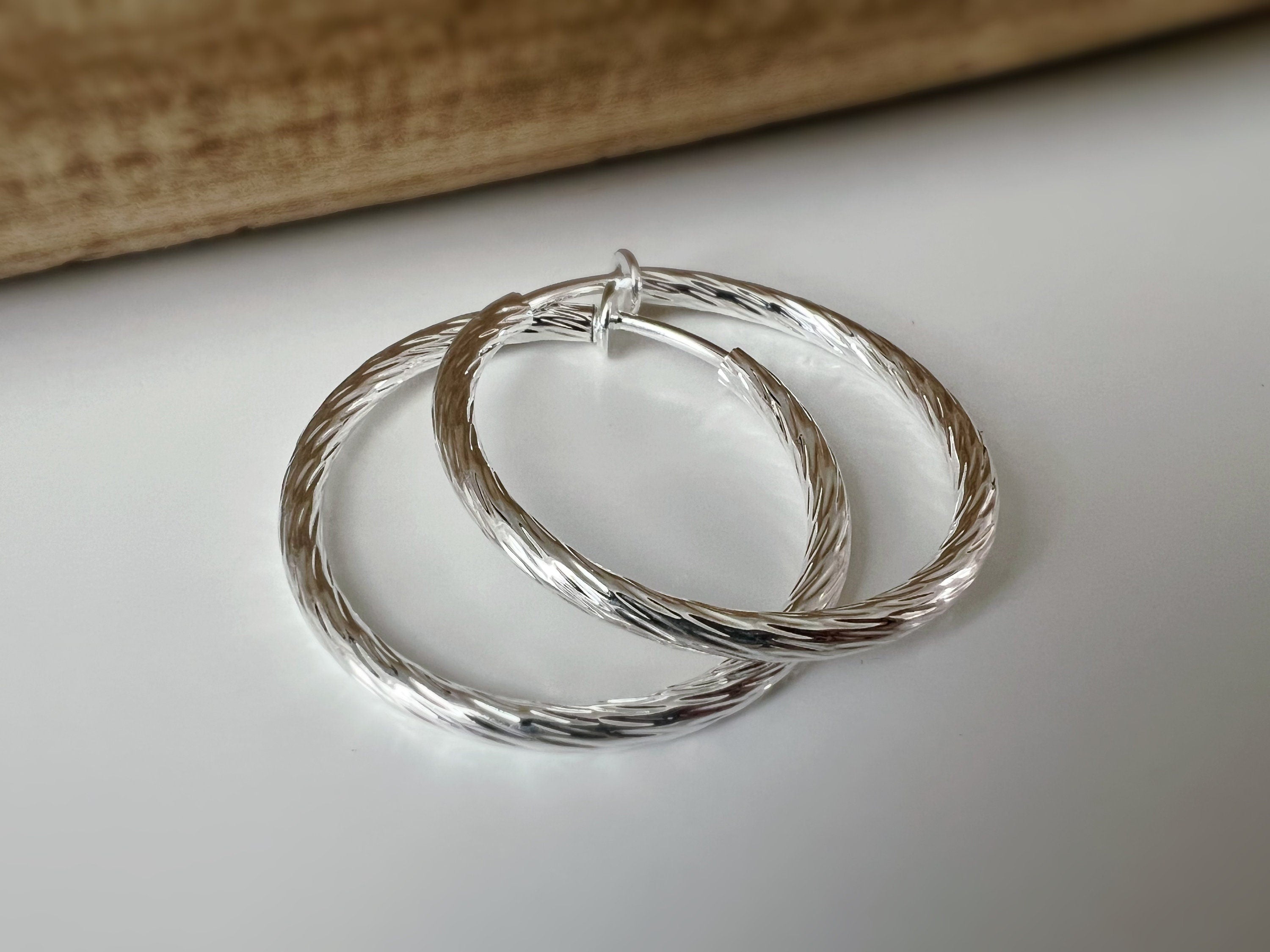 40mm Créoles Anneaux, Boucles d'oreille CLIPS Anneaux Créoles couleur Or/ Argent/ Acier, Clips d'oreilles, Diamètre du fil 3mm, Créoles 4cm