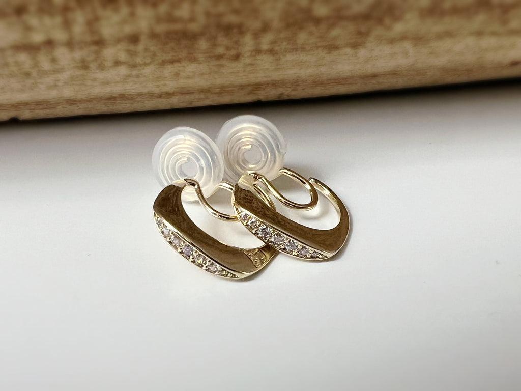 SANS DOULEUR ! Boucles d'oreilles CLIPS U spirale Demi-cercle Mini Pierres Zircon Rond plaqué d'Or. Clips d'oreilles confortable.