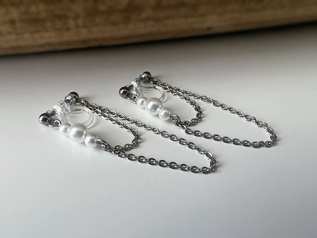 INVISIBLE CLIPS earrings, Small white pearls Double Chain Silver Color Ear clips non pierced ears tassel CLIPS.