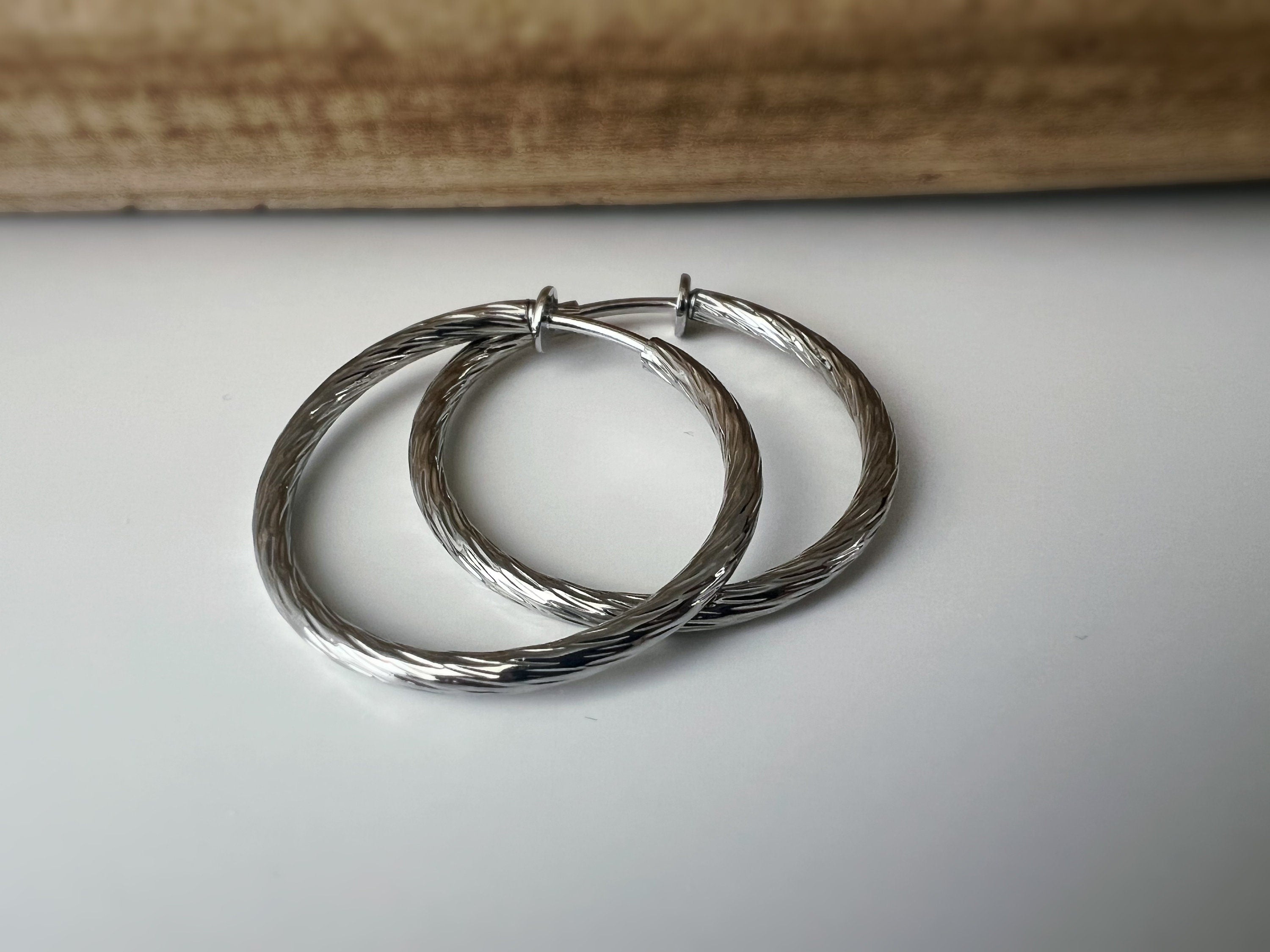 40mm Créoles Anneaux, Boucles d'oreille CLIPS Anneaux Créoles couleur Or/ Argent/ Acier, Clips d'oreilles, Diamètre du fil 3mm, Créoles 4cm