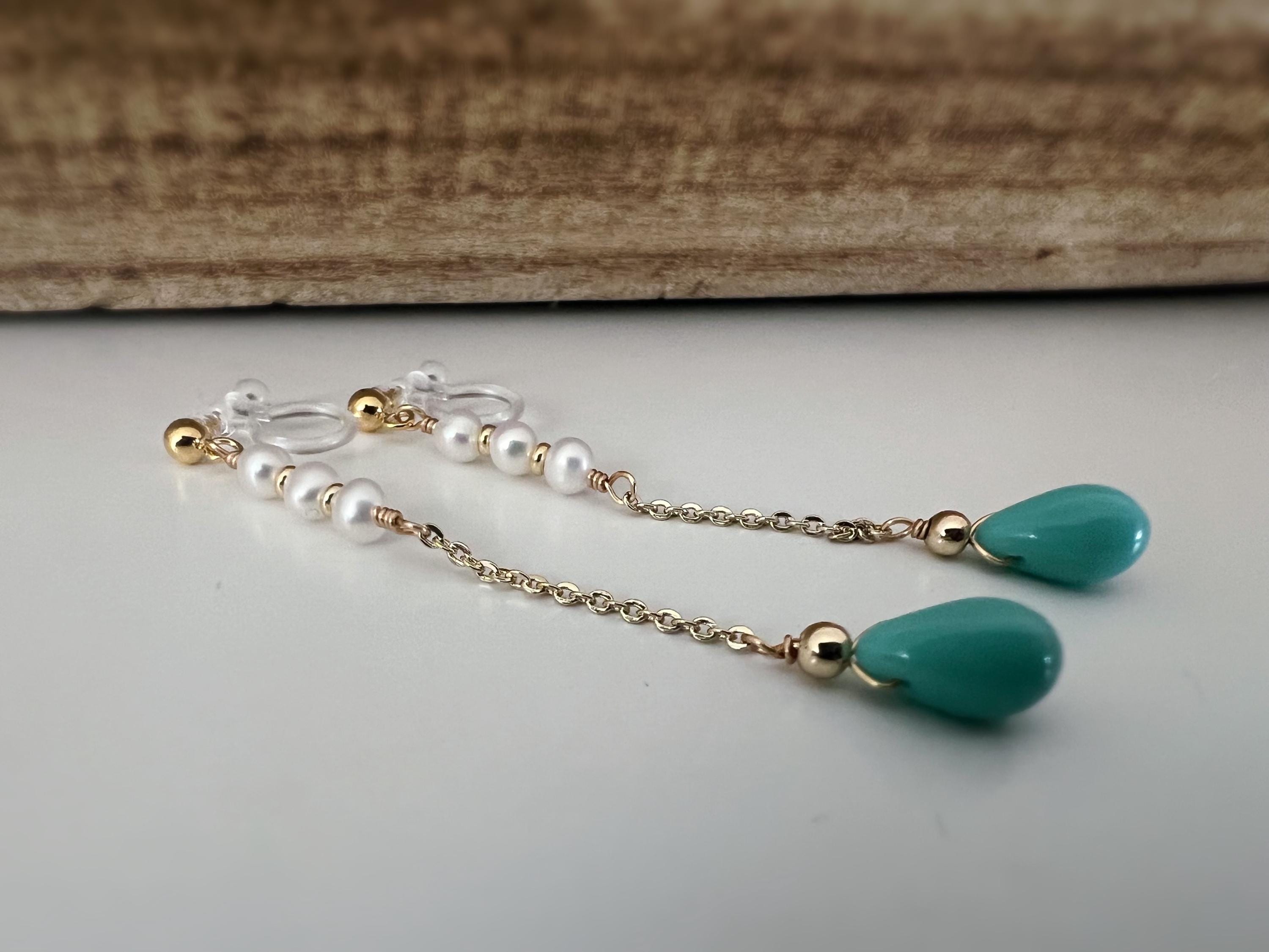 Boucles d'oreilles pendantes CLIPS INVISIBLES couleur Or, Chaîne, Perle goutte d'eau turquoise Perle eau douce blanche, bijoux quotidien.