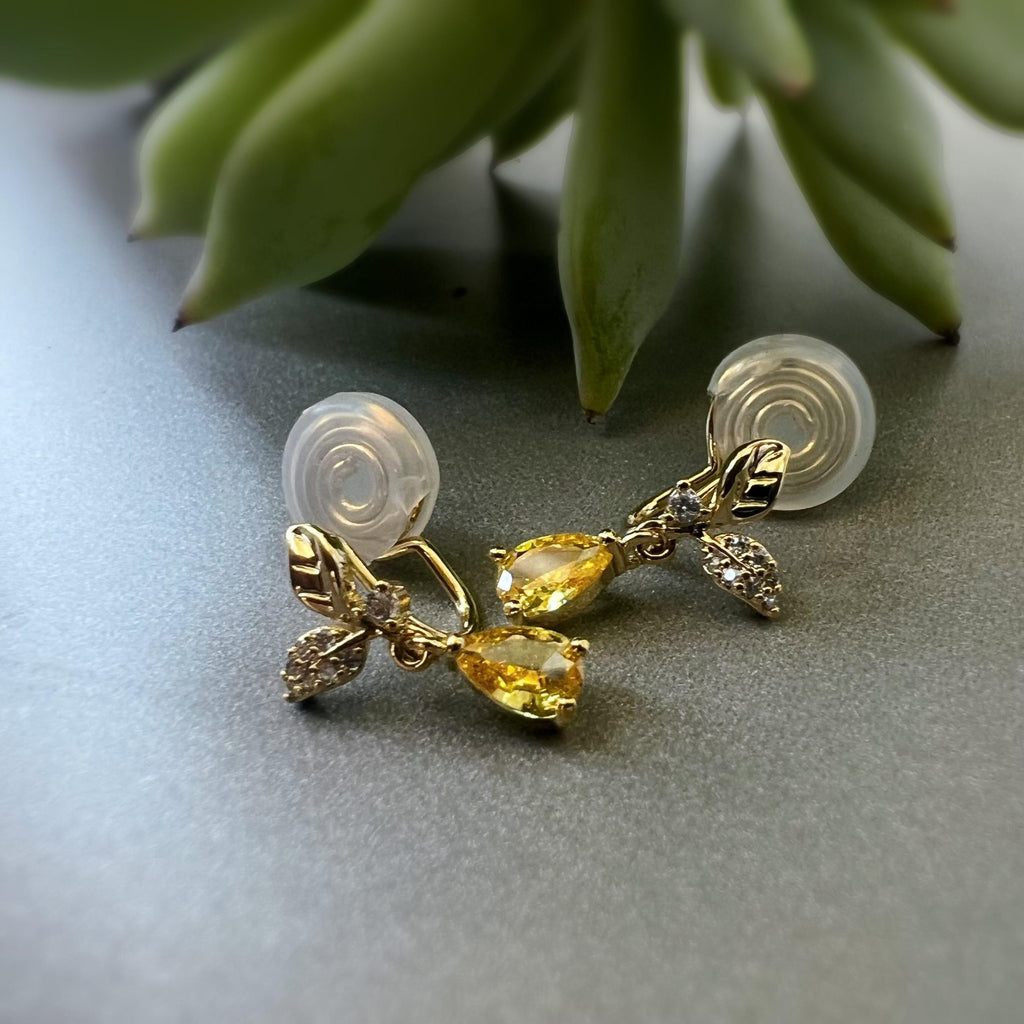 SANS DOULEUR ! Boucles d'oreilles CLIPS U spirale Feuilles Or Zircon goutte d'eau jaune. Clips d'oreilles confortable Boucles Délicates
