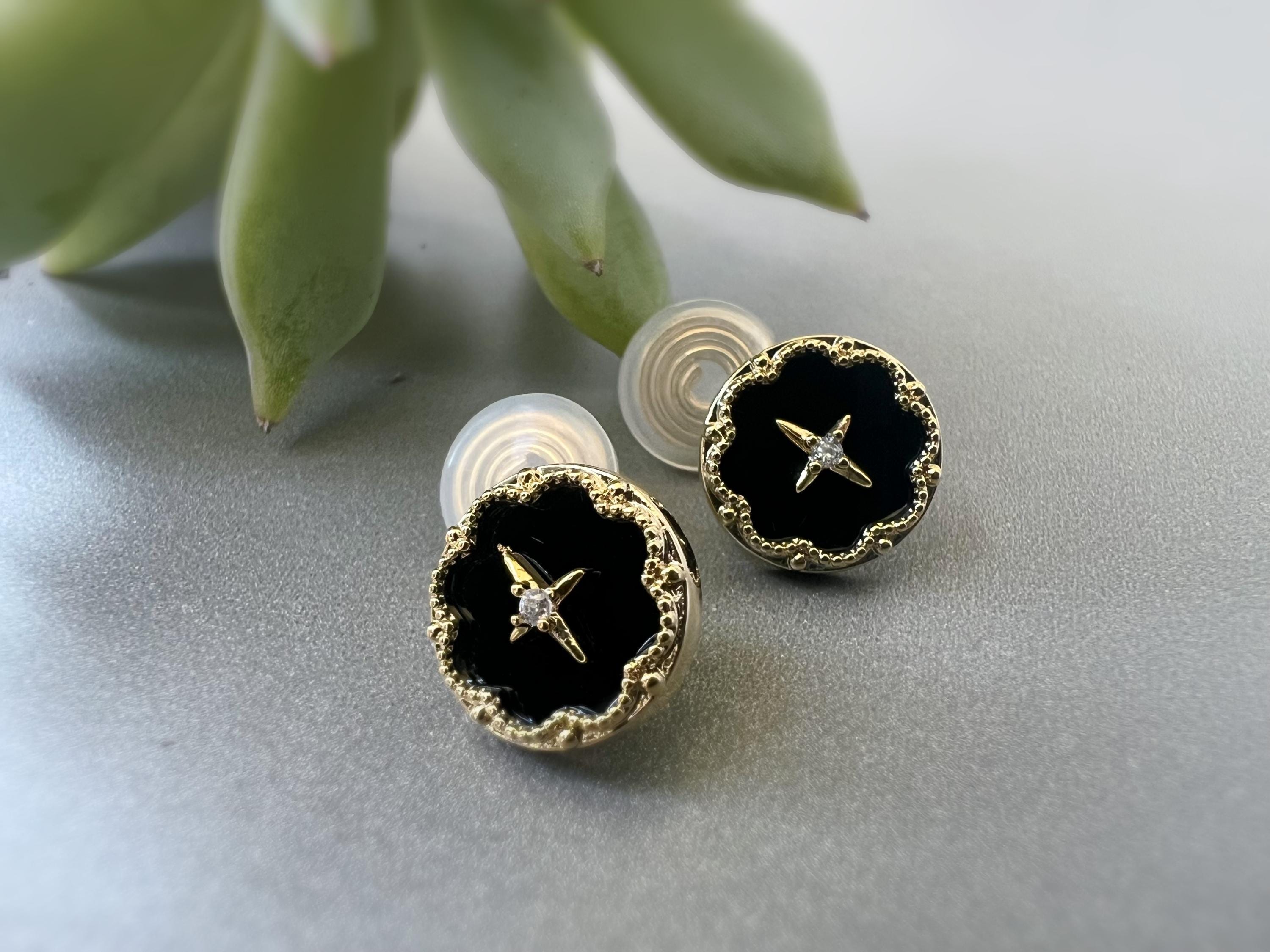 SANS DOULEUR ! Boucles d'oreilles CLIPS U spirale ronds rétro noirs Croix étoile mini zircon. Clips d'oreilles confortable Boucles Délicates