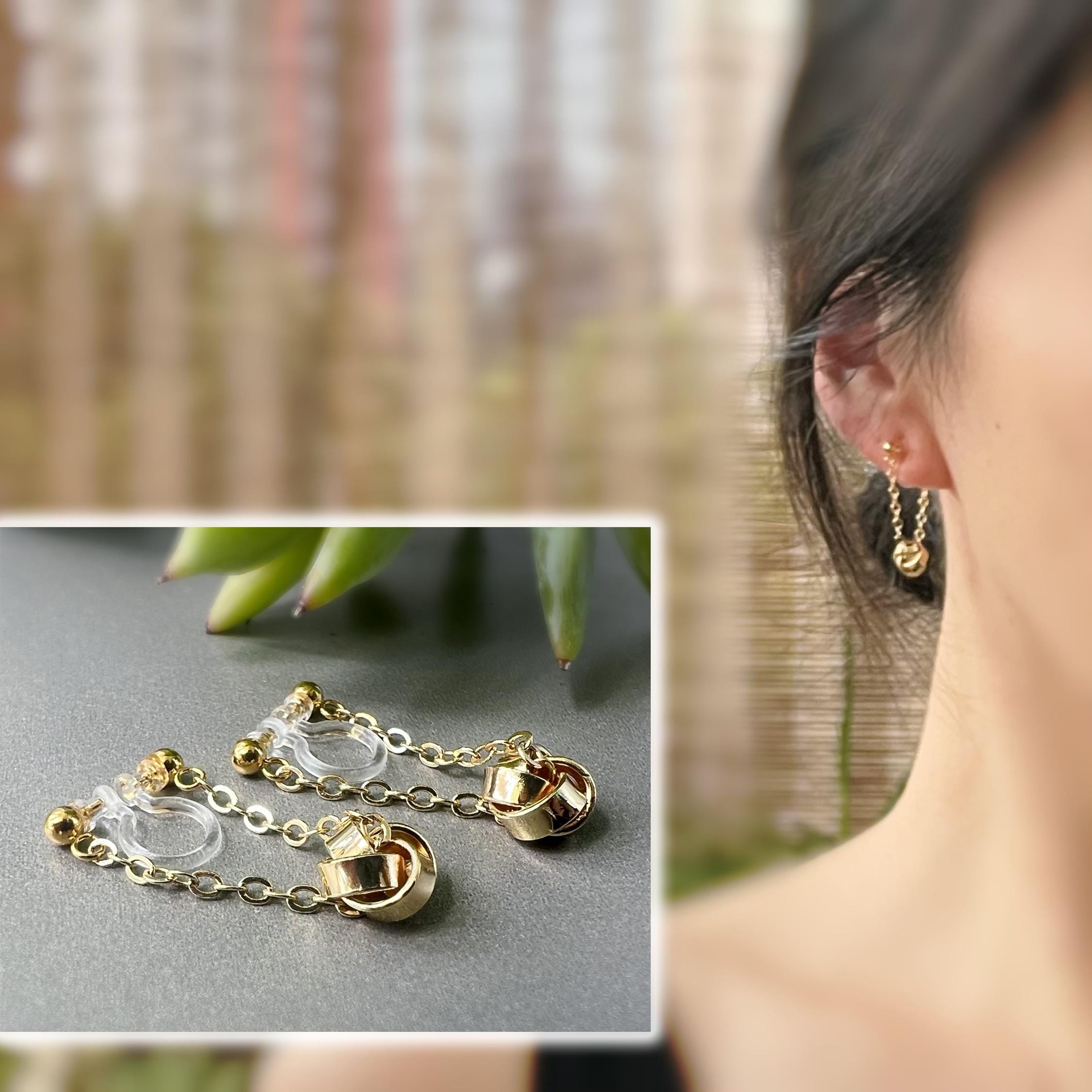 Boucles d'oreilles CLIPS INVISIBLE Chaîne plaqué d'Or Petit Fleur quatre pétales. Clips d'oreilles oreilles non percées