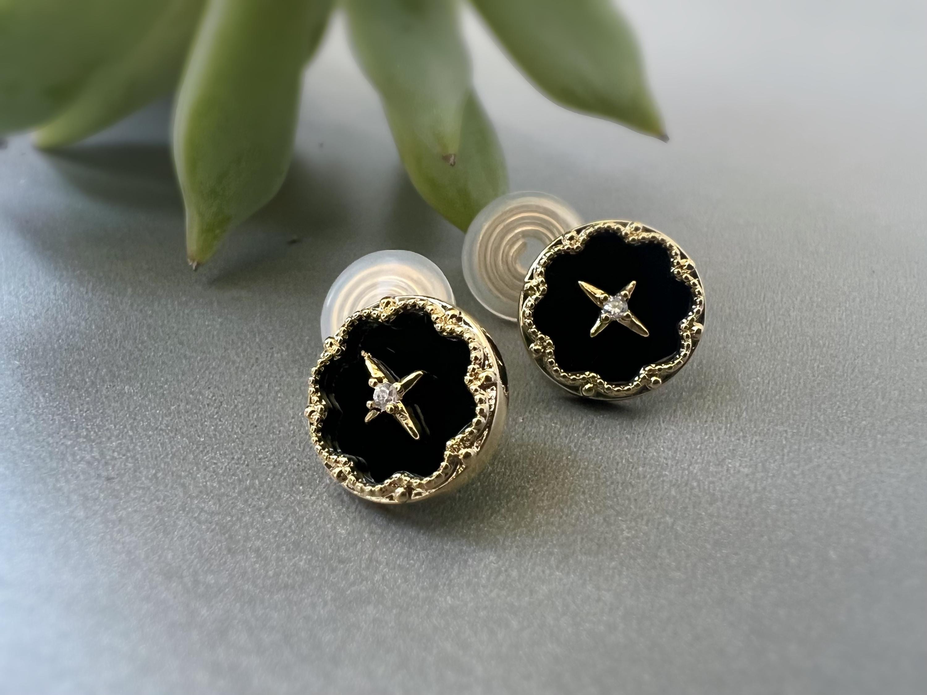 SANS DOULEUR ! Boucles d'oreilles CLIPS U spirale ronds rétro noirs Croix étoile mini zircon. Clips d'oreilles confortable Boucles Délicates