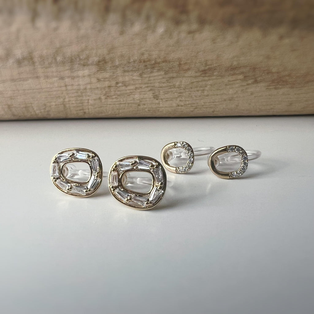 Boucles d'oreilles Clips INVISIBLES Mini ovale or zircon, Clips d'oreilles confortable bijoux minimaliste quotidien.