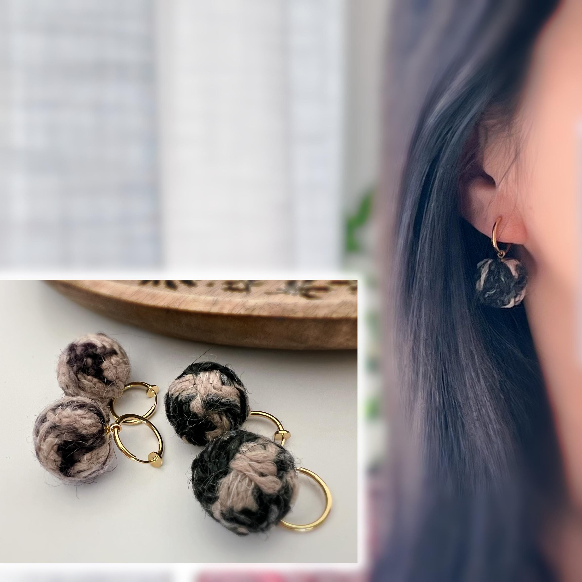 2 EN 1 Créoles Clips 15mm OR Gros pompon boucle de fil de laine Vert foncé kaki/ Marron foncé Kaki Clips d'oreilles de l'hiver.