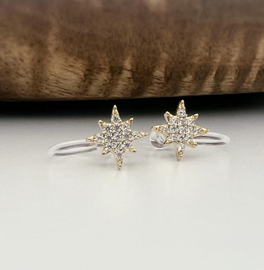 Mini étoile clips d'oreilles résine invisible. étoile or zircon Pentacle et étoile or à huit branches Boucles d'oreille clips confortable