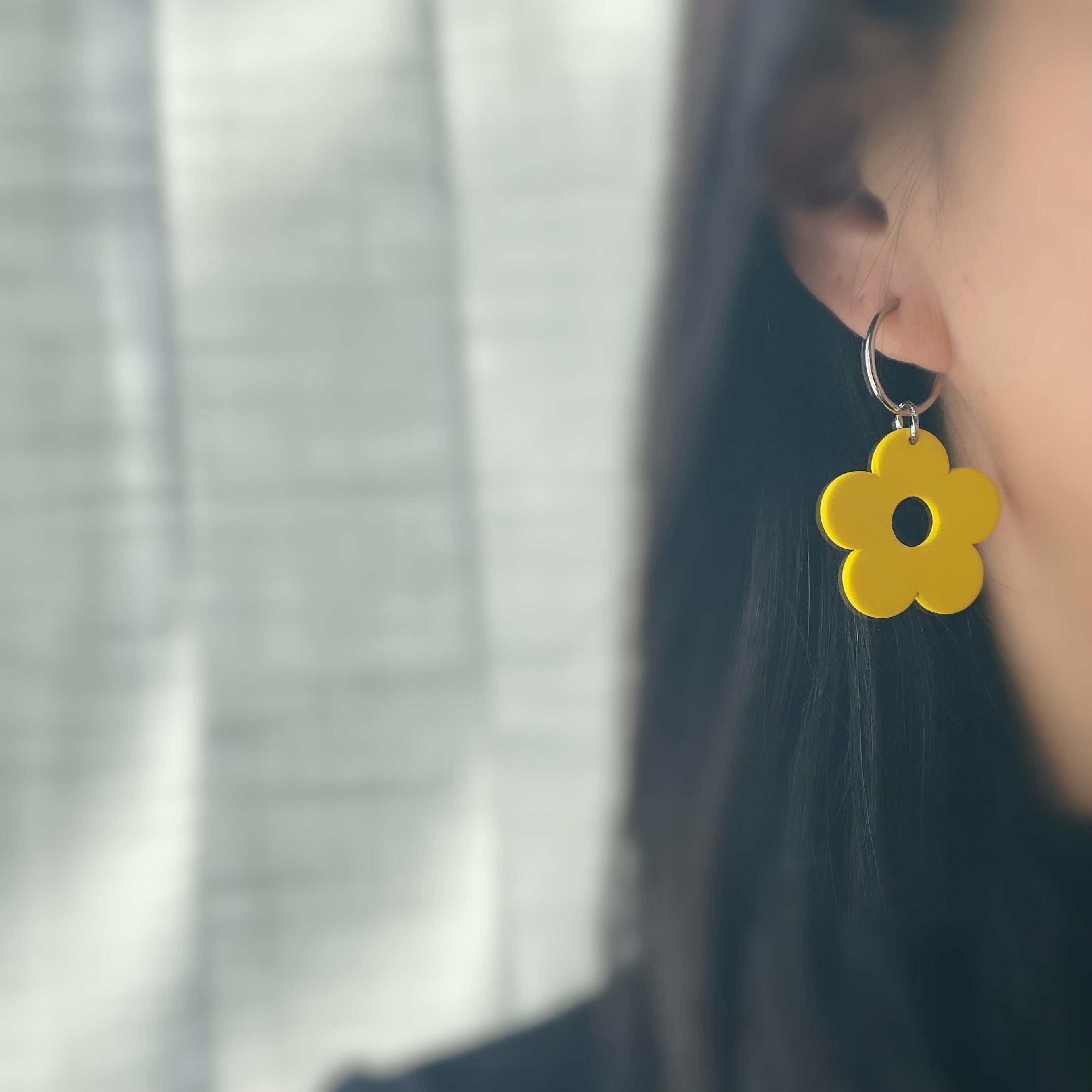 Sweet. 2 en 1 Clips Créole 18mm argent avec grande fleurs jaune fluo Boucles d'oreilles clips créole anneaux