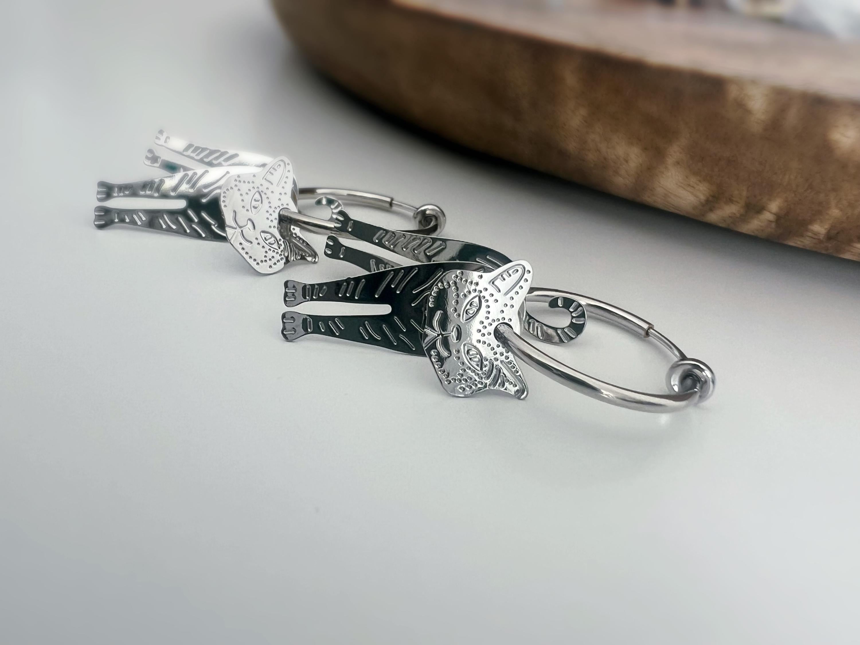 2 EN 1 Chat Créoles Clips 20mm Argent Pendantes Chat Cercle Petites perles argenté. Clips d'oreilles Anneaux argent