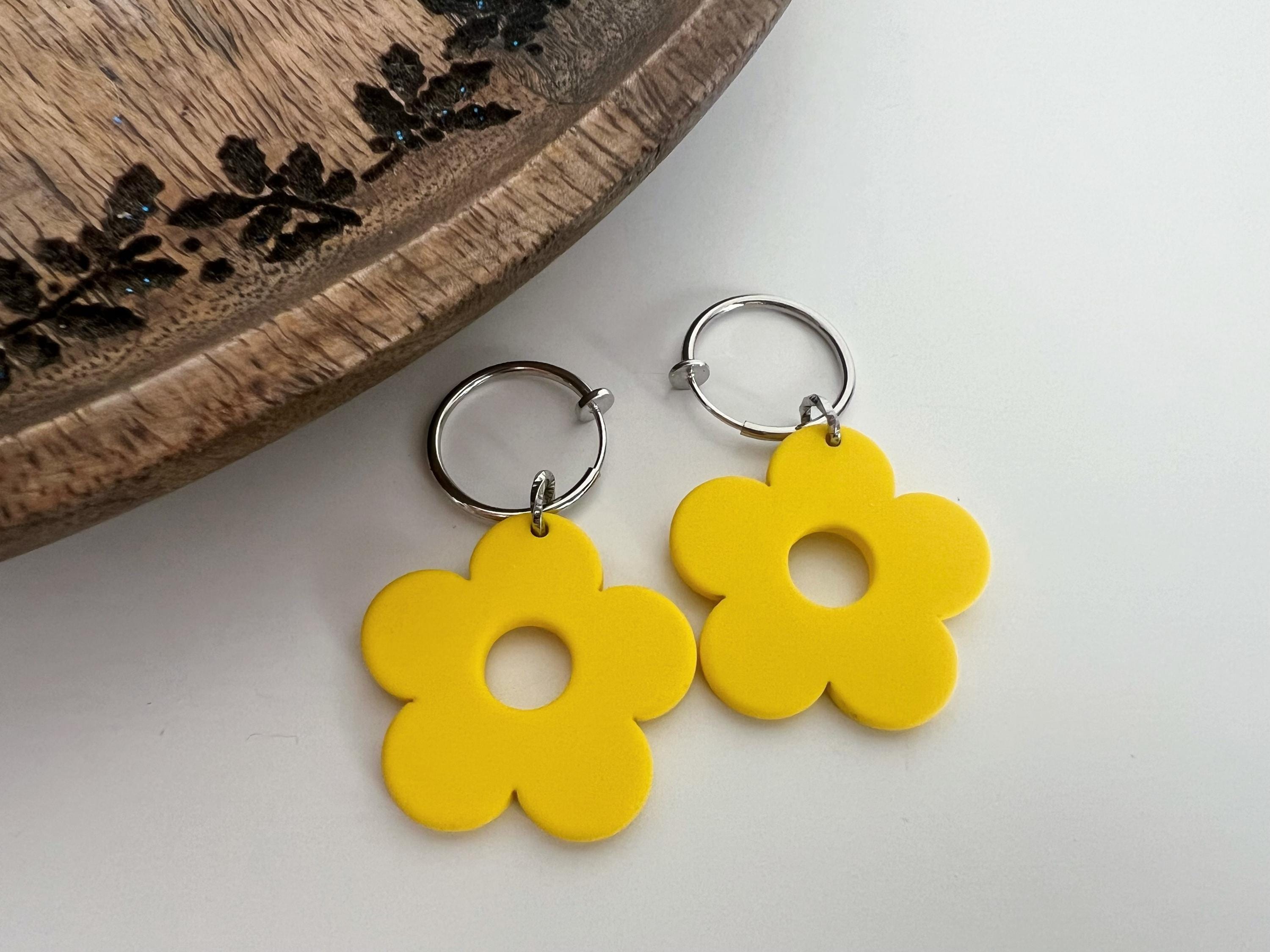 Sweet. 2 en 1 Clips Créole 18mm argent avec grande fleurs jaune fluo Boucles d'oreilles clips créole anneaux