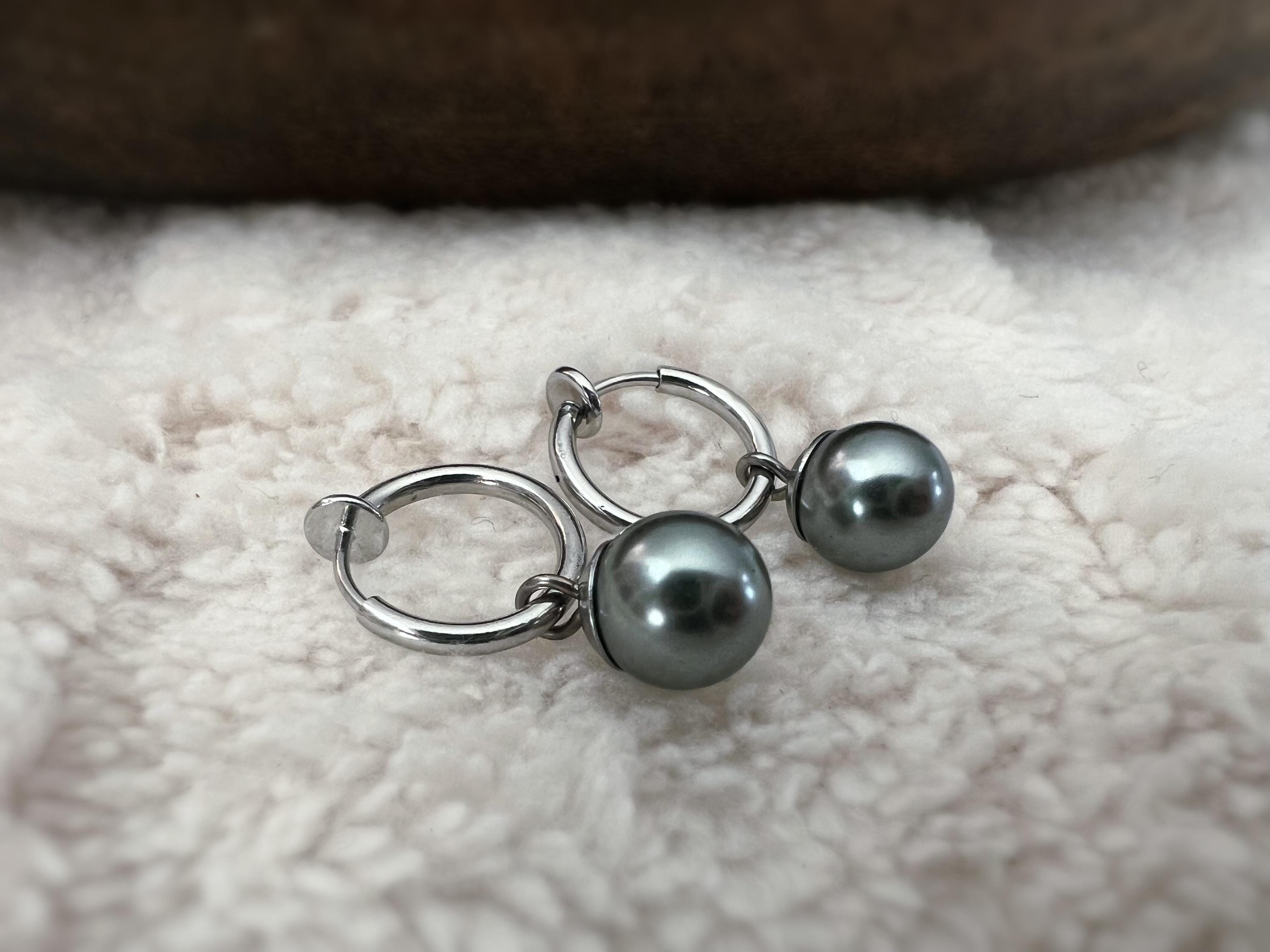 2 EN 1, Créoles Clips 13mm avec Perles grises. Clips d'oreilles Anneaux argenté CLIPS Invisible confortable.