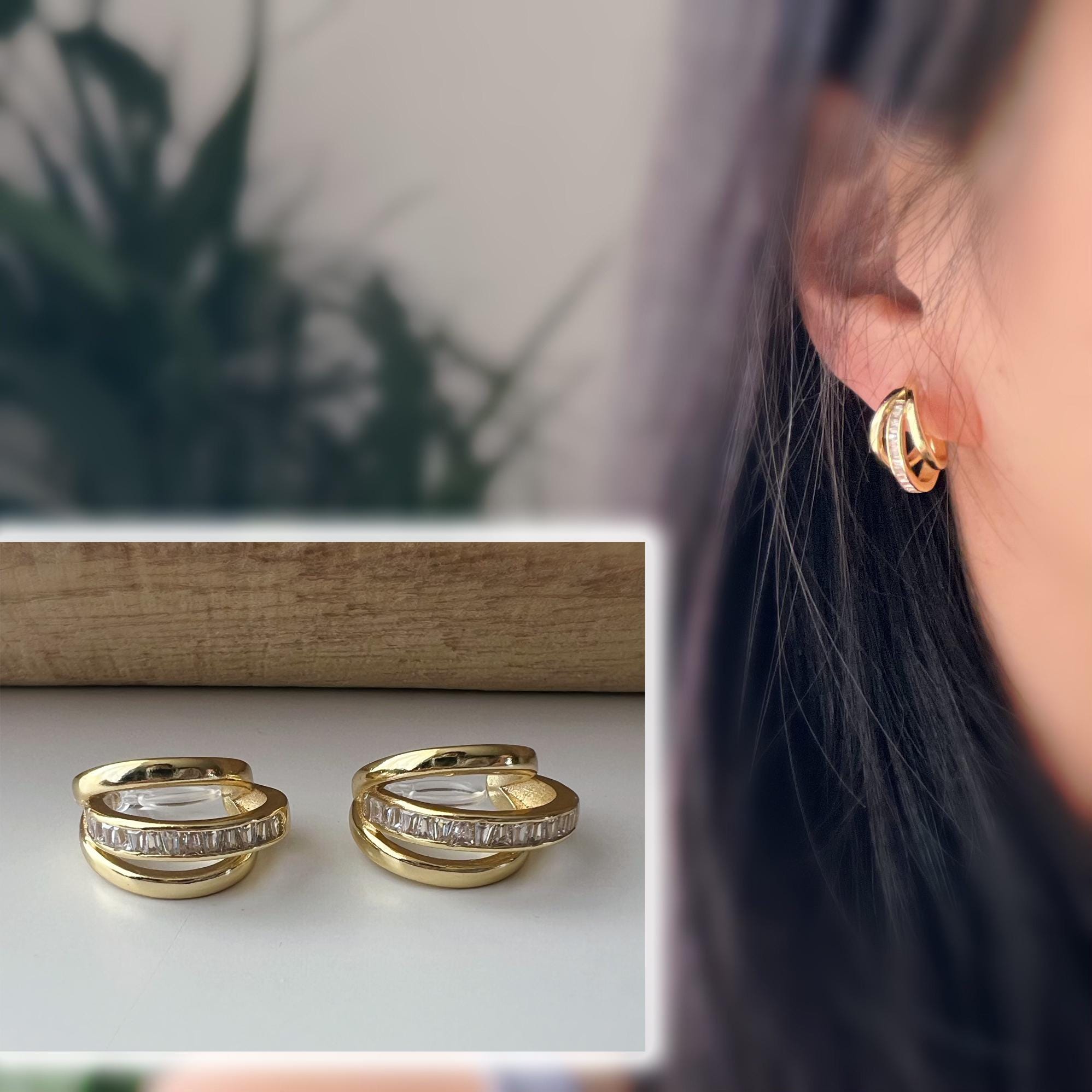 Boucles d'oreilles clip dorée triple anneau ornées strass scintillants Élégantes raffinées elles apportent une touche lumineuse sophistiquée