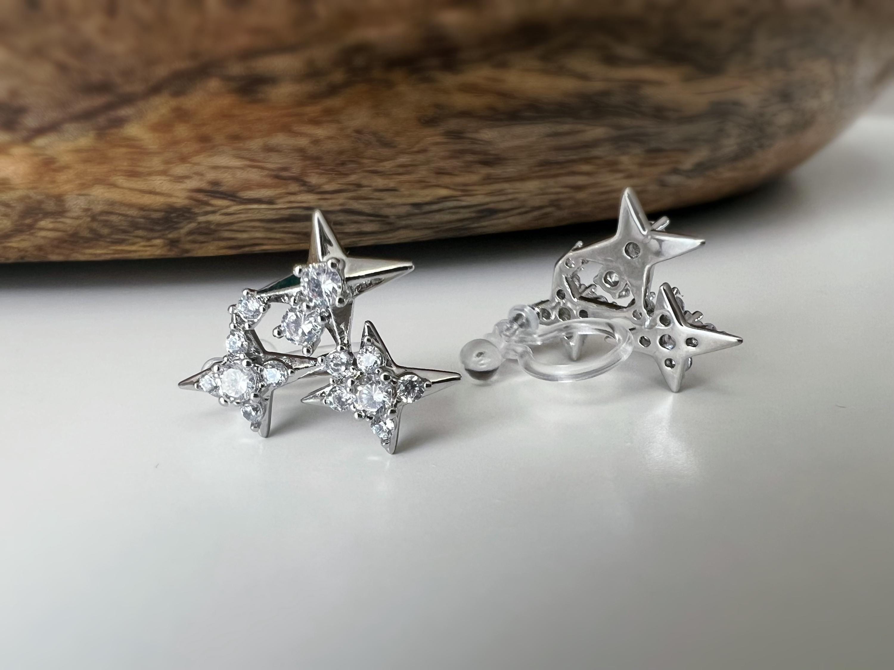 Clips d’oreilles en forme d’étoiles scintillantes zircon couleur argent/ or parfait pour illuminer vos looks sans avoir les oreilles percées