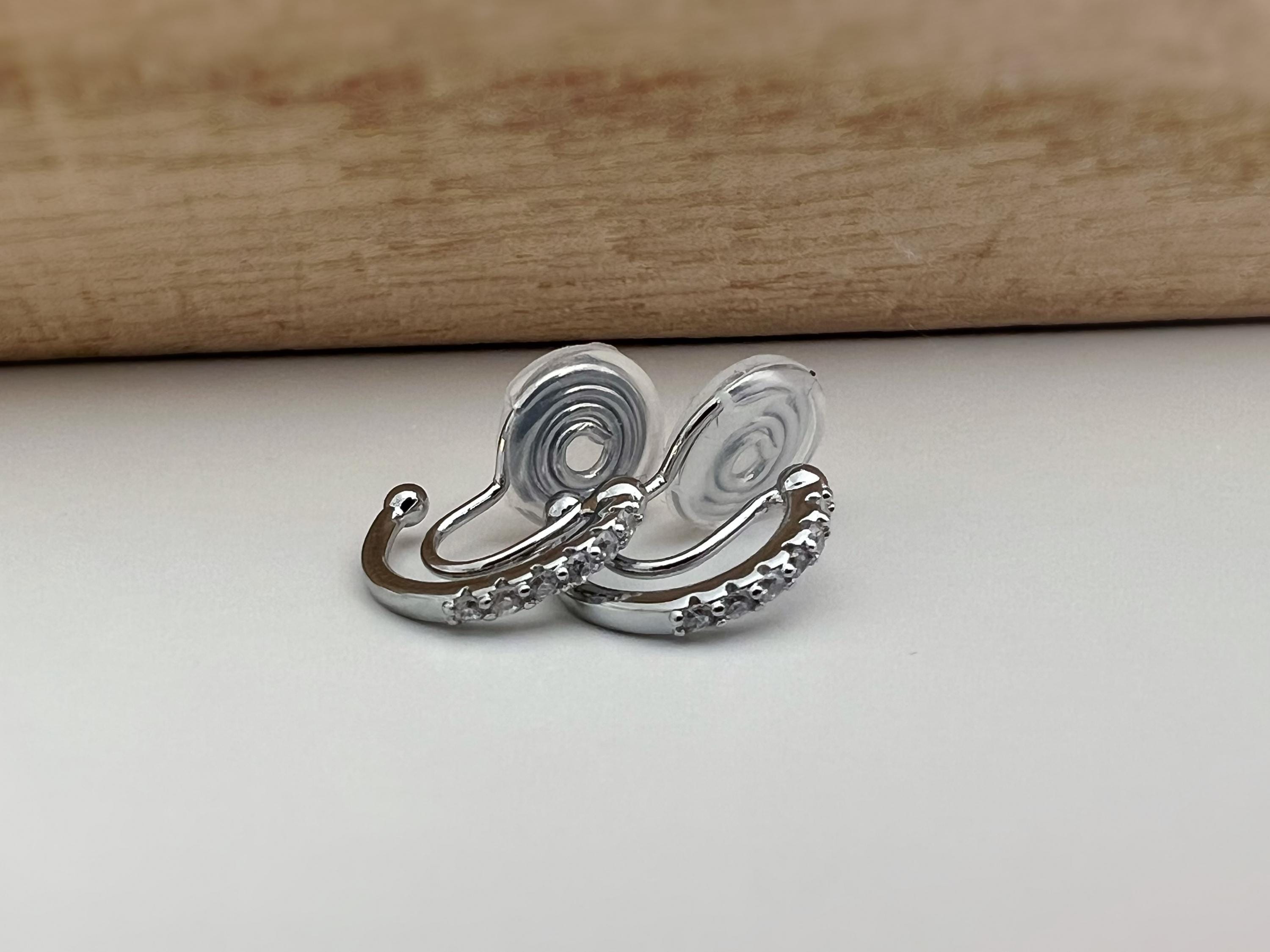 SANS DOULEUR ! Boucles d'oreilles CLIPS U spirale Demi-cercle Mini Pierres Zircon Rond plaqué d'Or. Clips d'oreilles confortable.