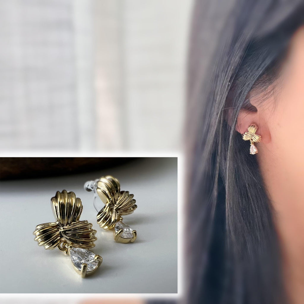Boucles d'oreilles Clips INVISIBLES pendantes, feuilles couleur or Zircon goutte d'eau. clips d'oreilles confortable.