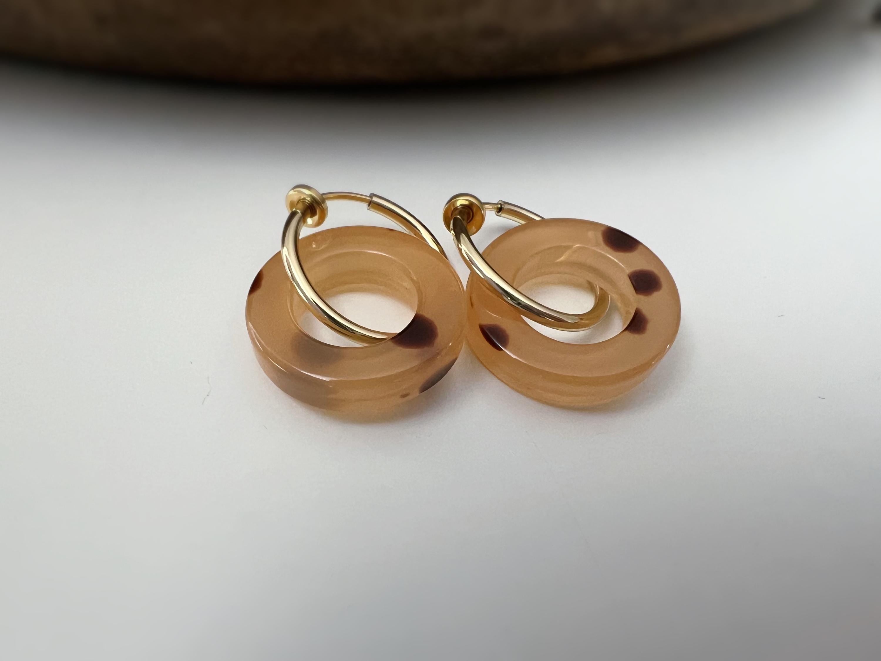 2 EN 1 Créoles Clips 18mm Or/ Argent Cercle écaille de tortue Marron. Clips d'oreilles Anneaux Or/ argent. Boucles d'oreilles.