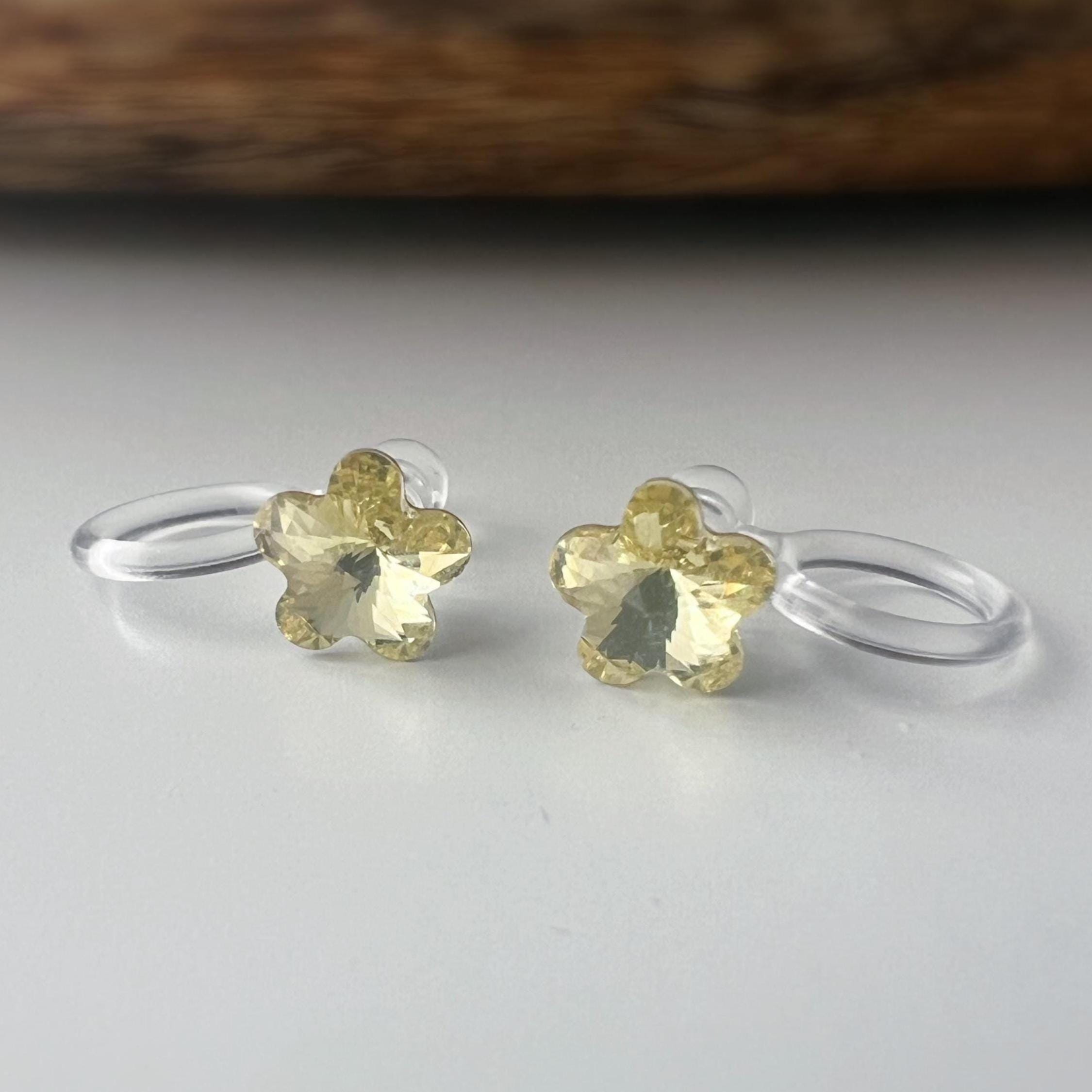 Sweet Mini Fleur Cristaux PureCrystal Boucles d’oreilles clip légères et confortables, idéales pour illuminer vos tenues sans perçage.