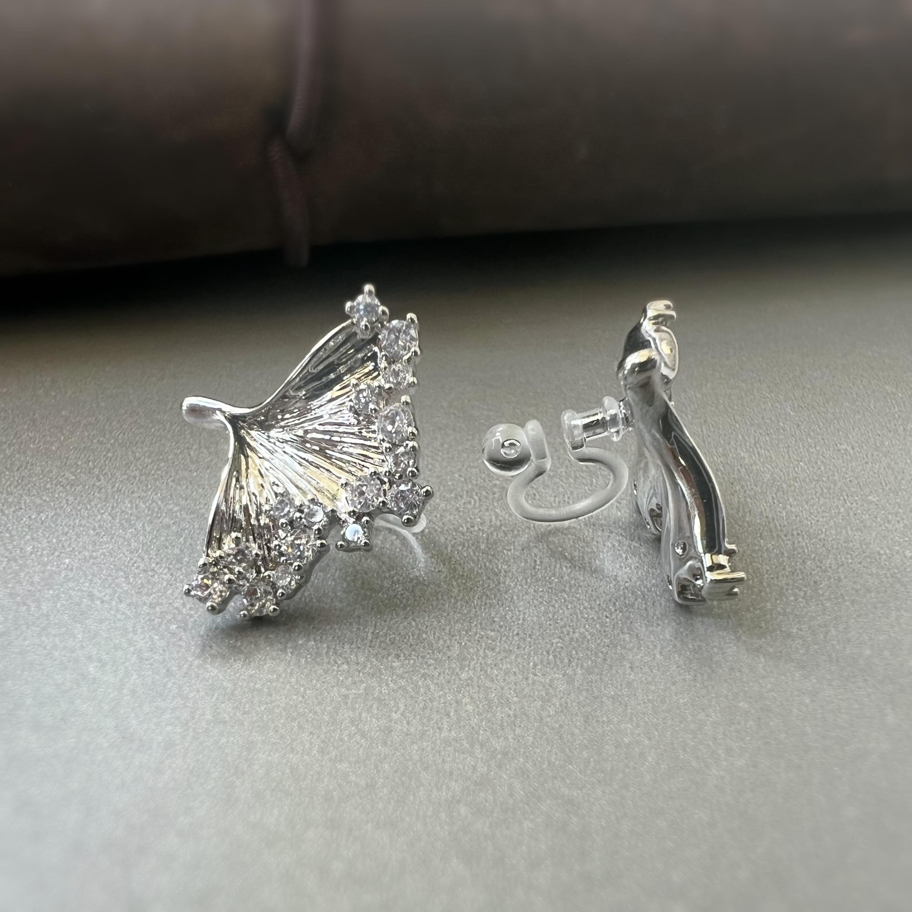 Boucles d’oreilles CLIPS feuille de ginkgo scintillante, élégantes et confortables, zircon raffiné, style naturel sans perçage