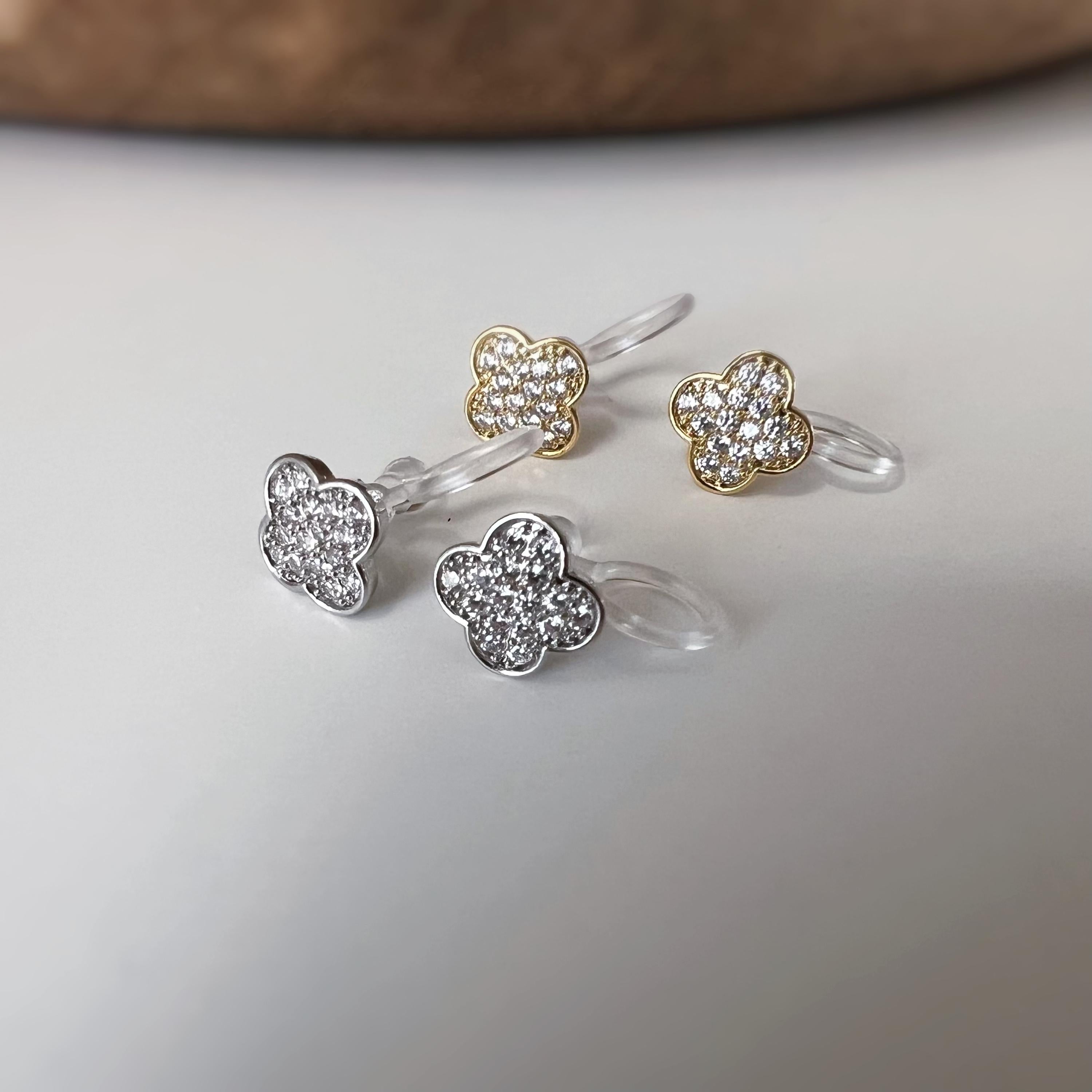 Clips d’oreilles sans perçage fleur strass couleur or et couleur argent – petites boucles clips élégantes en résine transparente