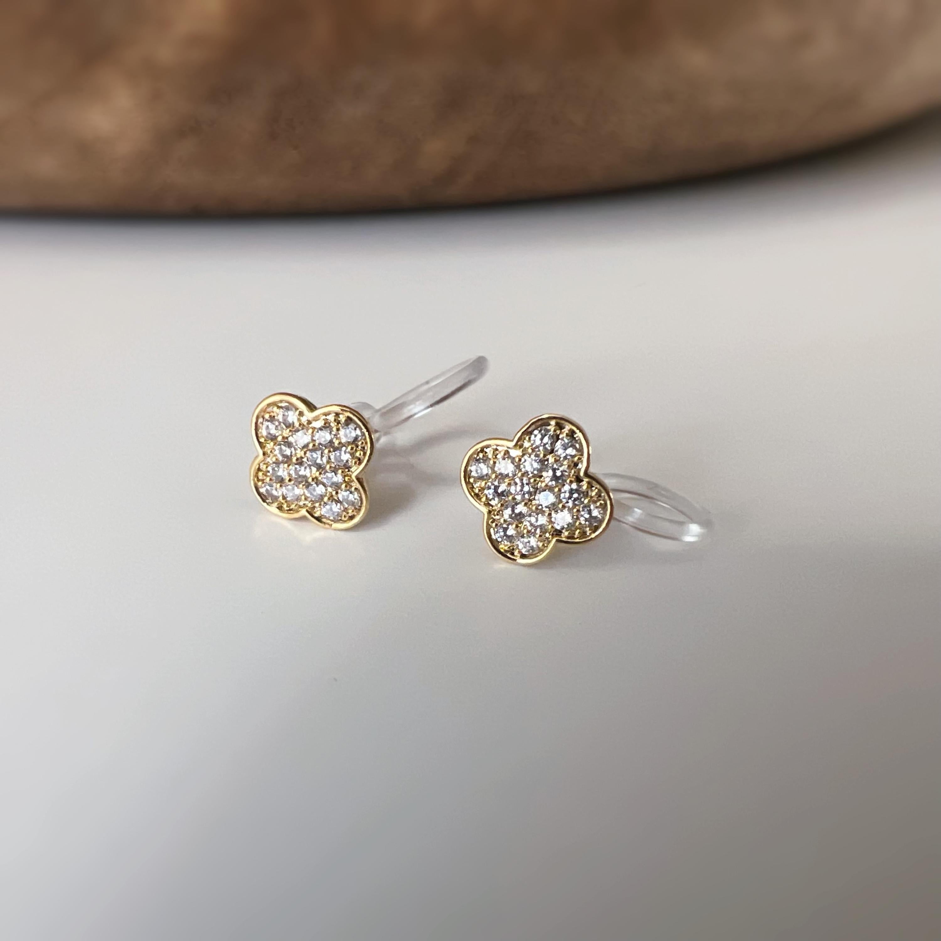 Clips d’oreilles sans perçage fleur strass couleur or et couleur argent – petites boucles clips élégantes en résine transparente