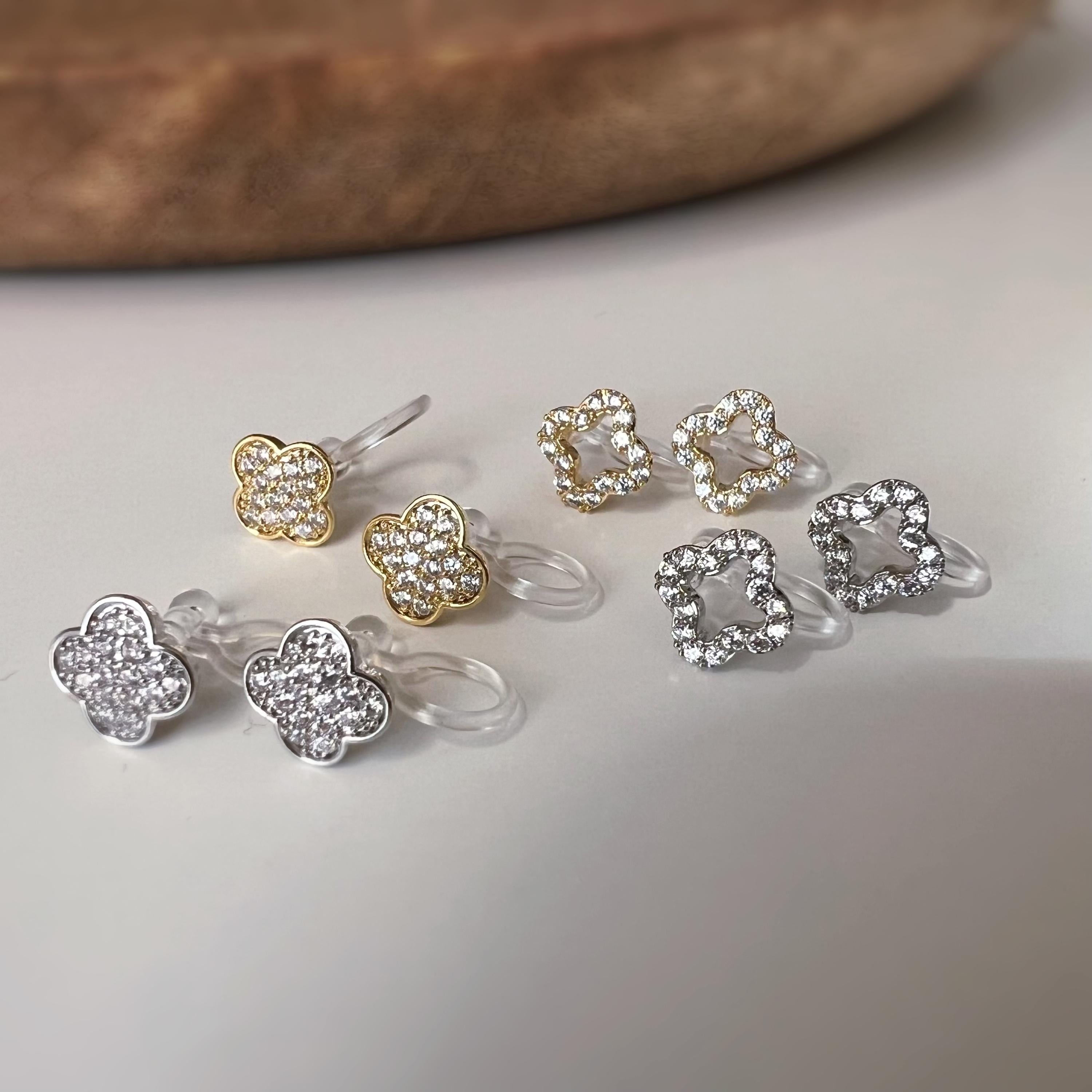 Clips d’oreilles sans perçage fleur strass couleur or et couleur argent – petites boucles clips élégantes en résine transparente