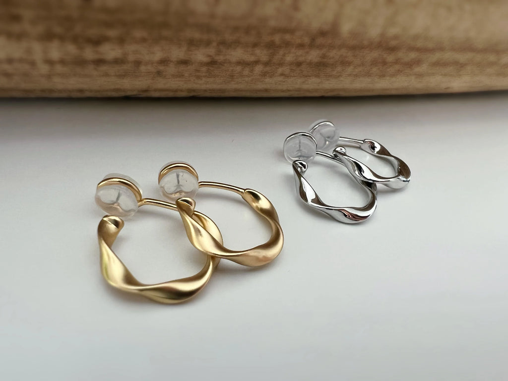 Twisted Circle 20mm - U Clip-on Earrings 