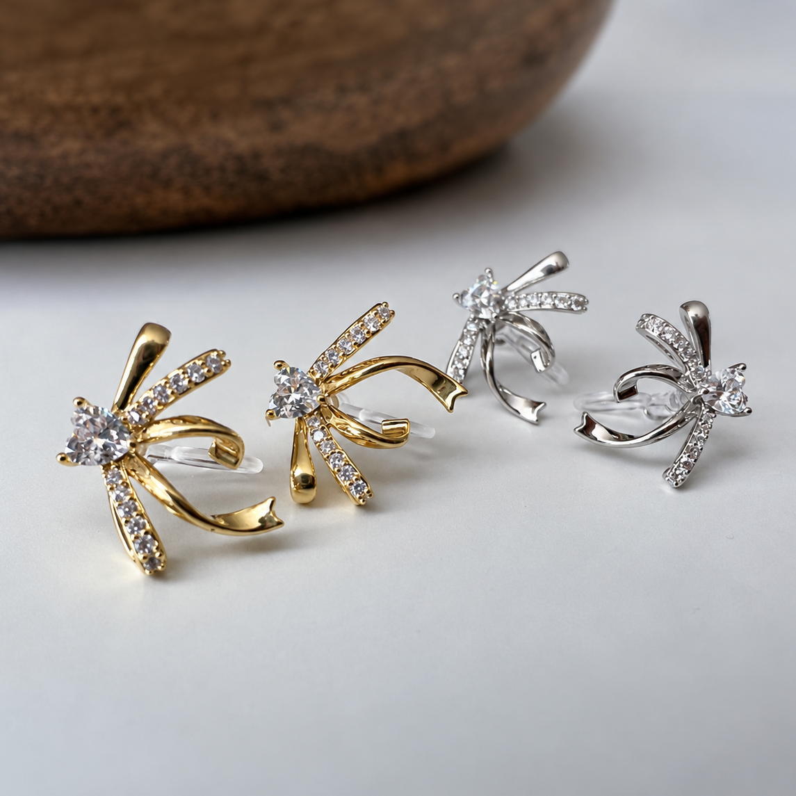 Funkelnde Strassschleife – Gold / Silber 