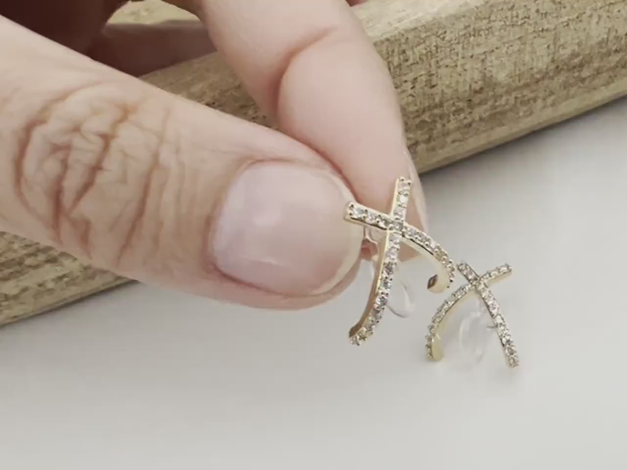 Cross mini zircon Clips Invisible gold color, Clips for non-pierced ears comfortable discreet delicate. Gifts Ready to give