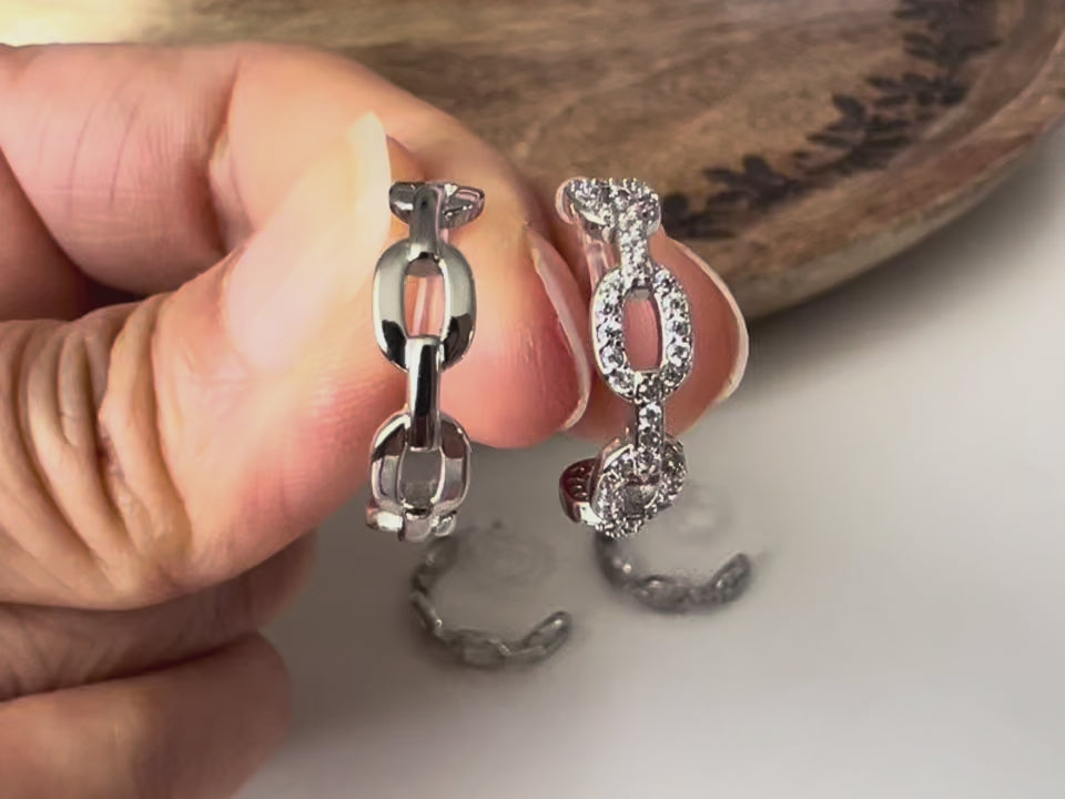 C-shaped smooth chain ear clips / Zircon chain